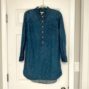 J. Crew denim shirt dress. Size 12. Pullover. Lightweight. Front pocket.